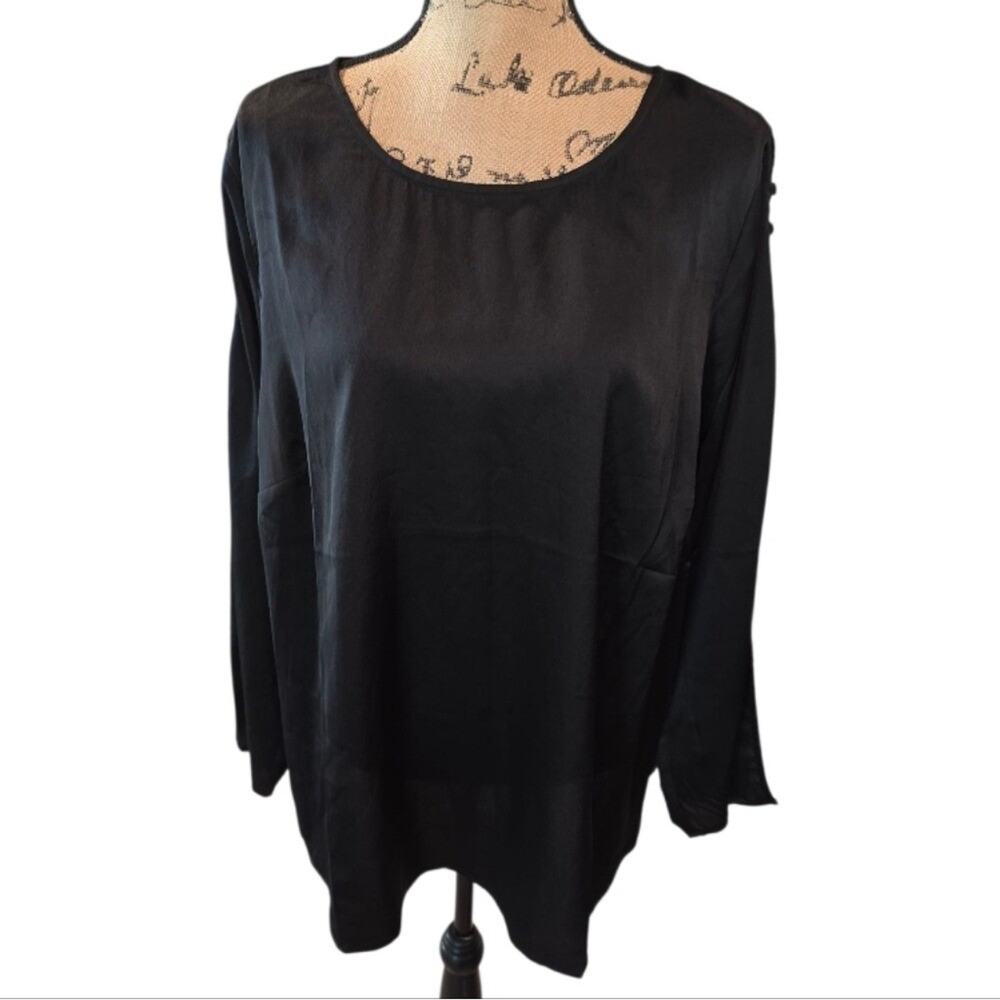 CARMEN MARC VALVO Black Satin Button Sleeve Split Flare Bell Long Sleeve Top 2X